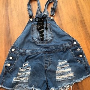 Overall denim shorts.
